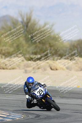 media/Dec-07-2025-CVMA (Sun) [[3e7d2de5dc]]/Race 7-Formula Lightweight Twins Shootout/